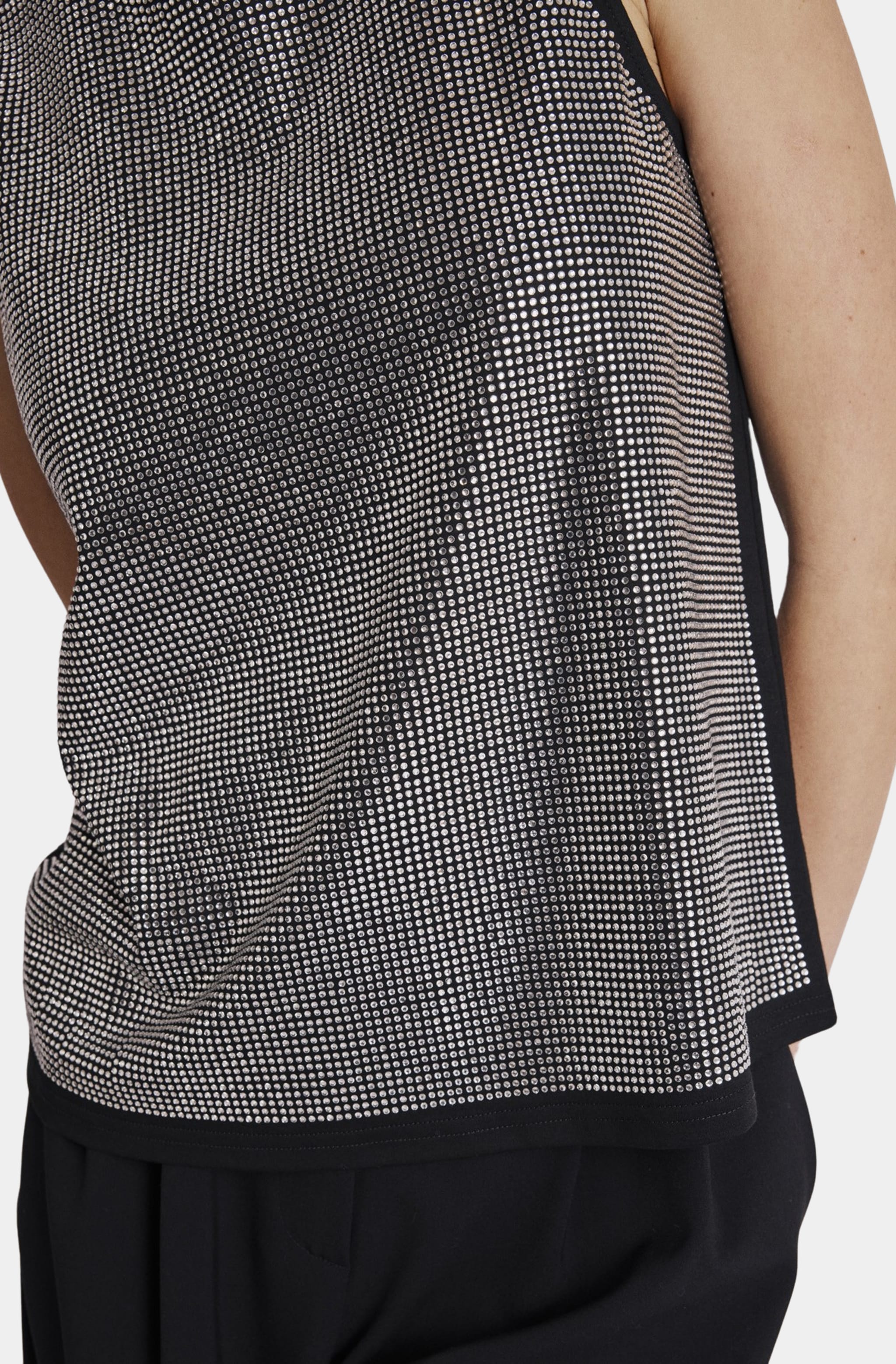 Close-up of strass details on round neck tank