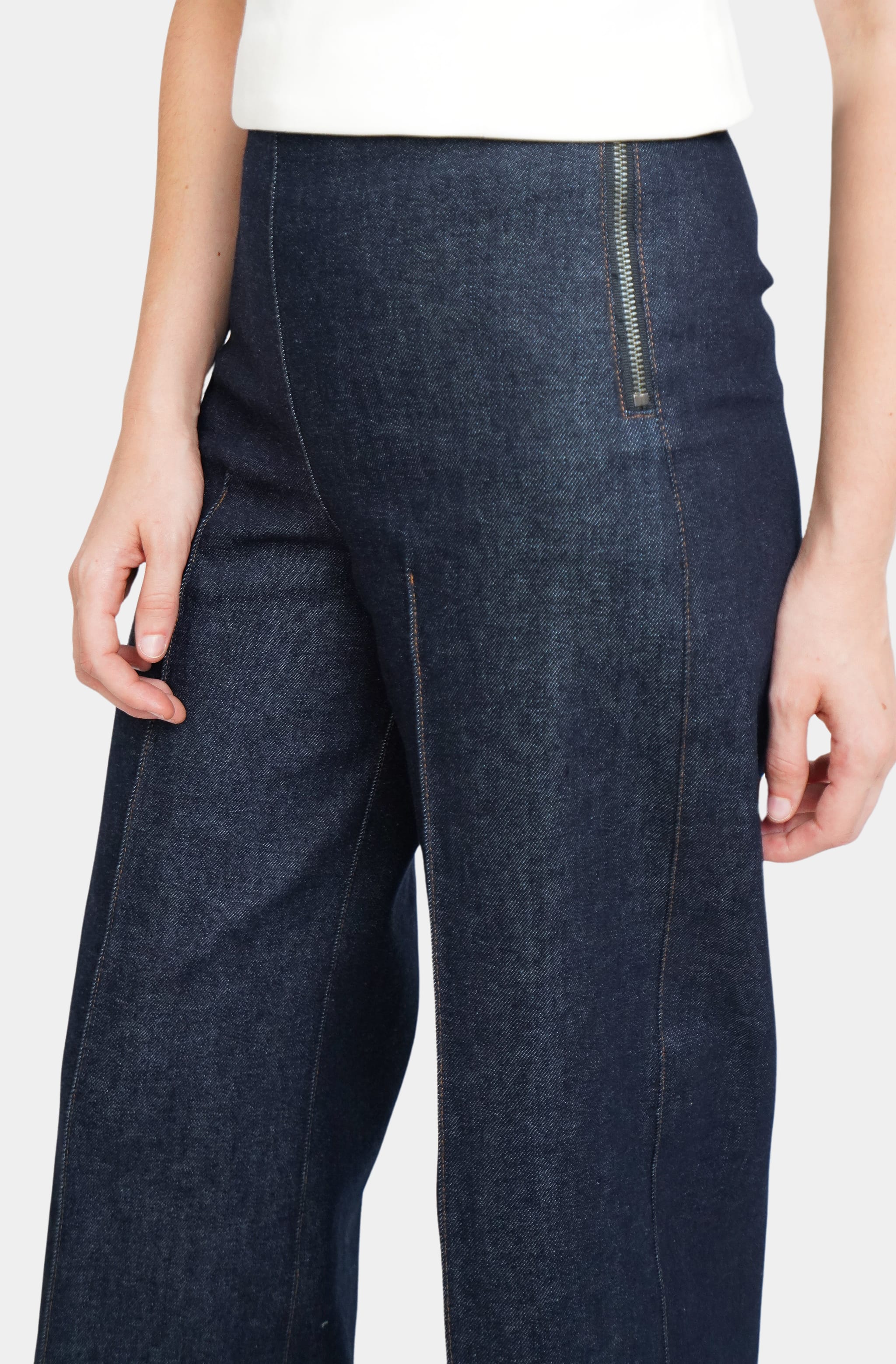 Close-up of Brigitte Denim Pants with zipper accent